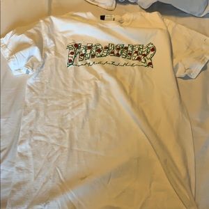 Thrasher rose tee